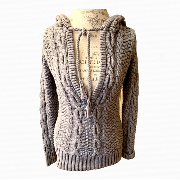 MODA International Cable Knit Hooded Sweater - S - Picture 11 of 11